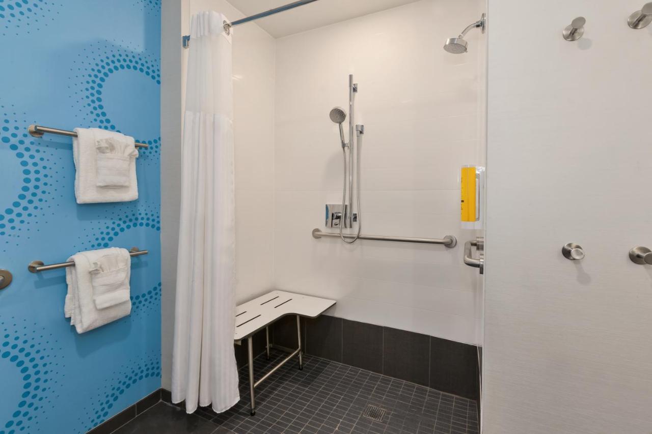 Hotel Tru By Hilton Comstock Park Grand Rapids, Mi Exterior foto